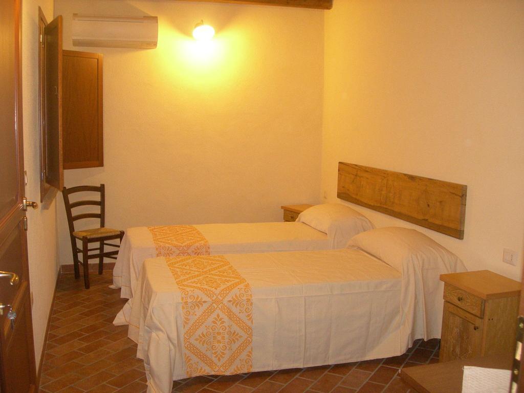 Agriturismo Battaglia Villamassargia 객실 사진